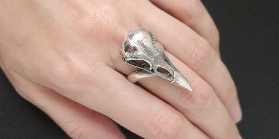 Raven Skull Ring | Gothic bird skull jewelry by RavynEdge